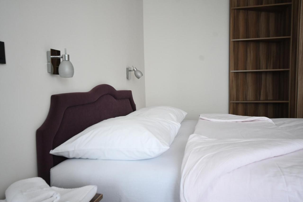 Hotel Mladost 첸티슈테 외부 사진