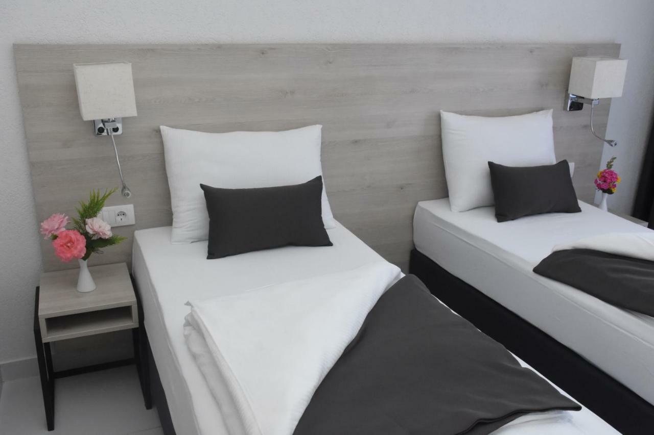 Hotel Mladost 첸티슈테 외부 사진